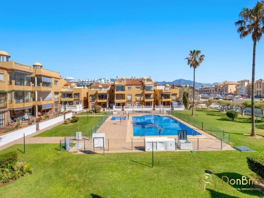 Apartamento Cerca De La Playa En Las Lagunas De Mijas Fuengirola Luaran gambar